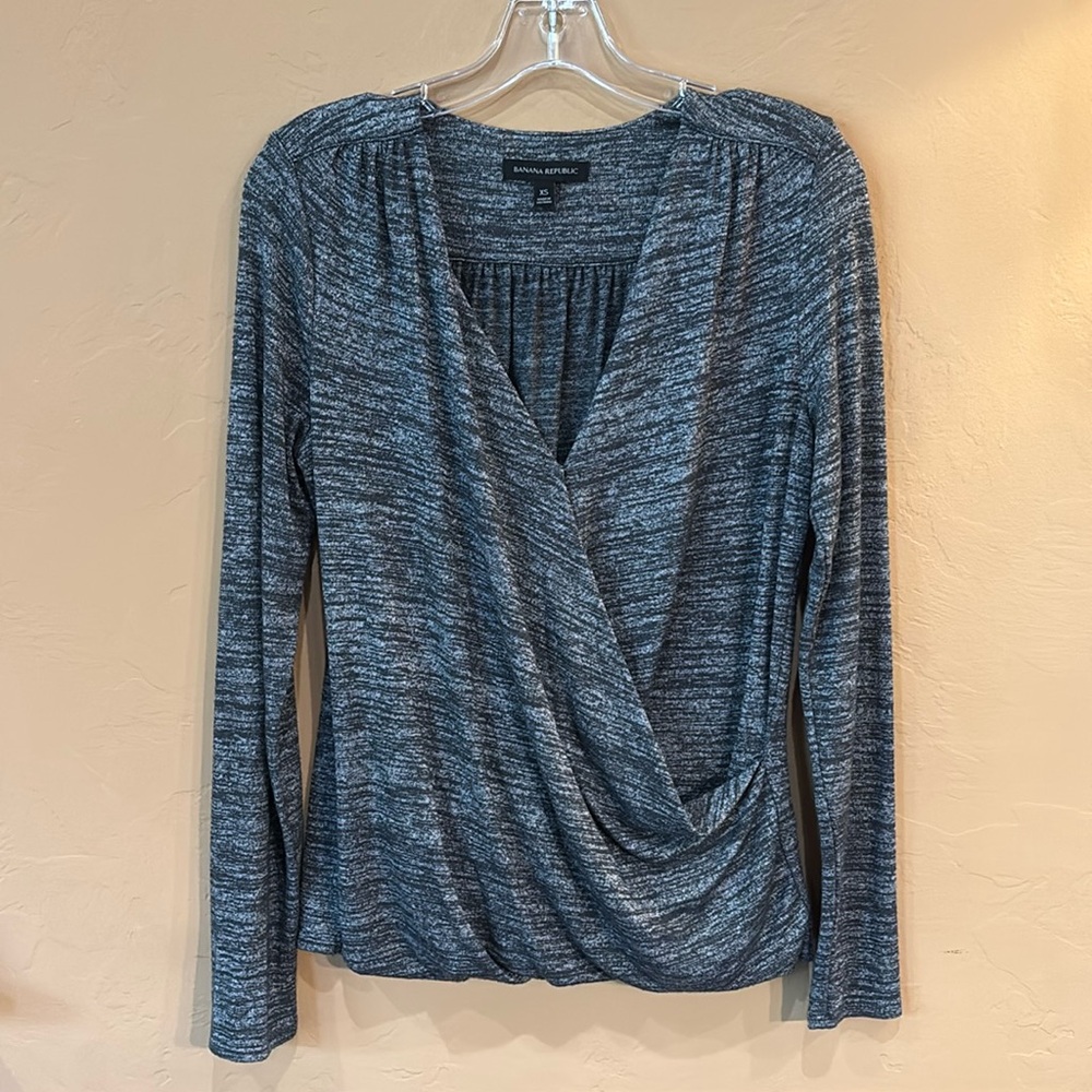 BANANA REPUBLIC Grey V Neck Sweater
